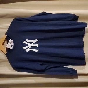 NY Yankees Long Sleeve Tshirt